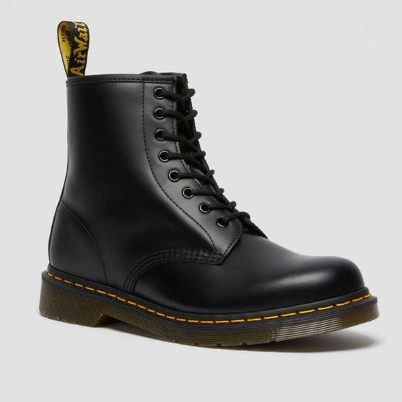 Dr. Martens Shoes - Dr. Martens 1460 Smooth Leather Lace Up Boots Size 6